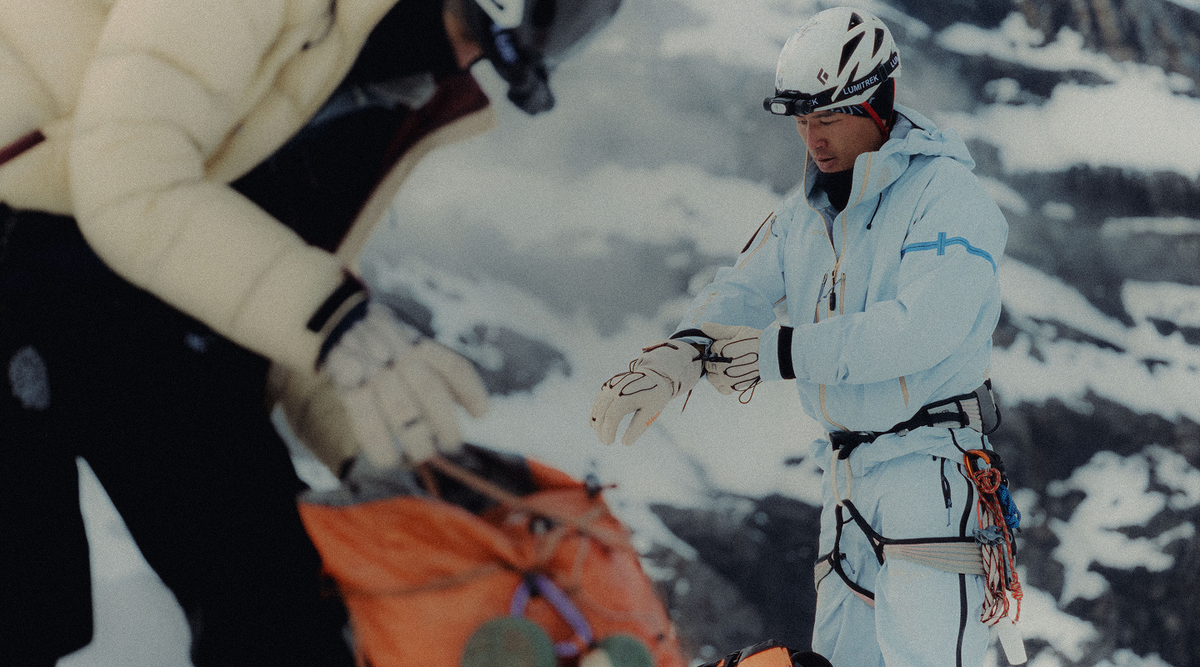 UPPERVOID — SUMMUS PRO 2. Engineered for the extremes. 70D GORE-TEX PRO hardshell with alpine-focused construction for exposed terrain.